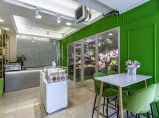 Продажа торгового помещения 130 м²