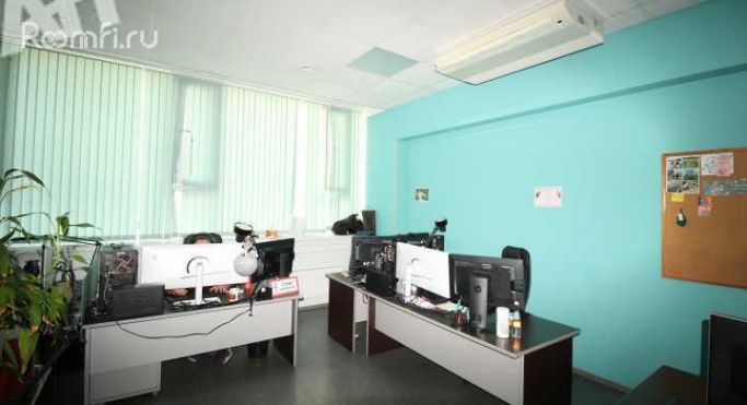 Аренда помещения свободного назначения 1688 м², улица Годовикова - фото 1