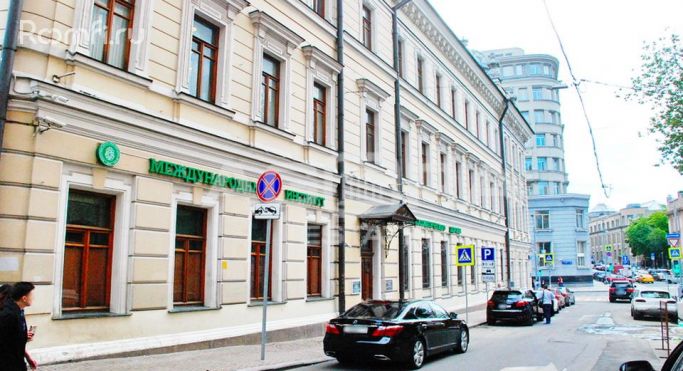 Продажа торгового помещения 54.8 м², Неглинная улица - фото 1