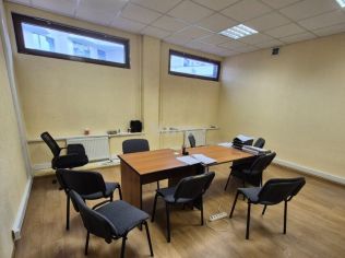 Аренда помещения свободного назначения 197 м²