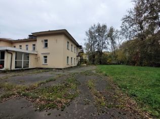 Продажа помещения свободного назначения 1069 м²