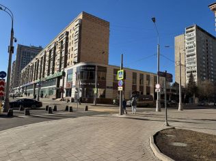 Продажа торгового помещения 388 м²