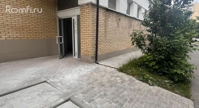 Аренда помещения свободного назначения 800 м², Челюскинская улица - фото 2