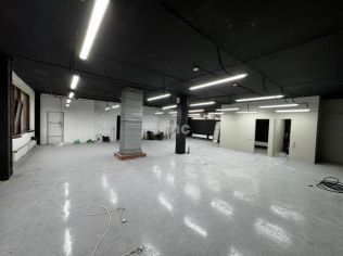 Аренда помещения свободного назначения 198.3 м²