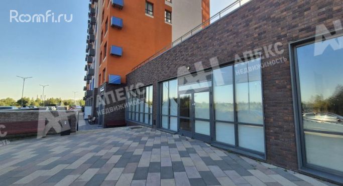 Аренда торгового помещения 150 м², 3-я Нововатутинская улица - фото 1