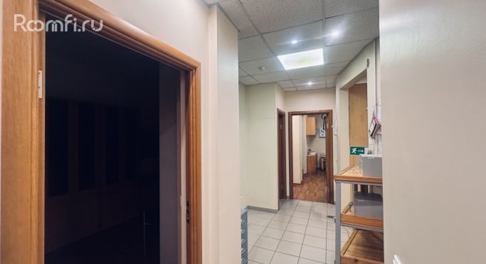 Аренда торгового помещения 250 м², Радужная улица - фото 2