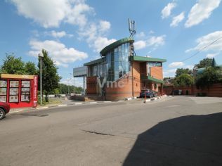 Аренда торгового помещения 420 м²