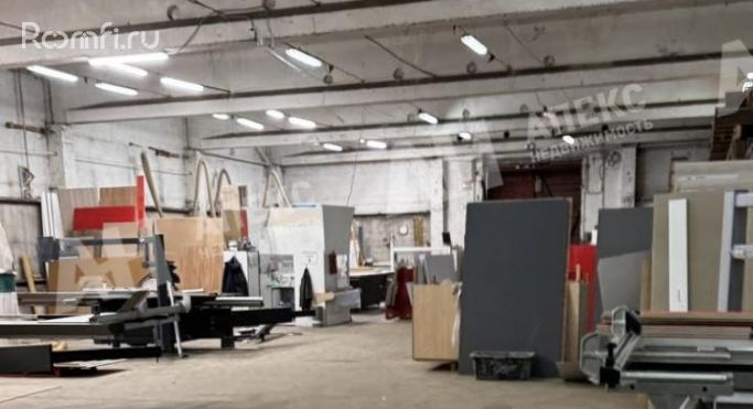 Аренда склада 990 м², улица Буракова - фото 1