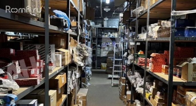 Аренда склада 300 м², улица Буракова - фото 1