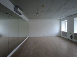 Аренда помещения свободного назначения 283 м²