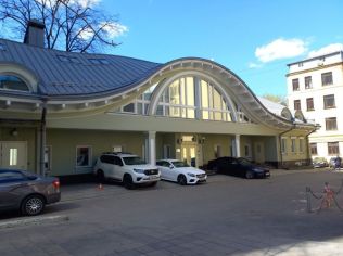 Аренда помещения свободного назначения 691 м²
