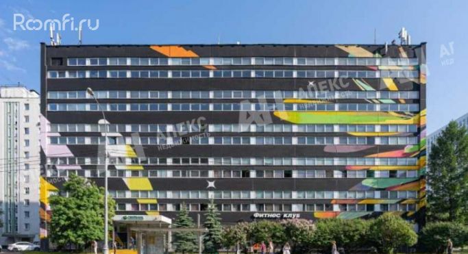 Продажа помещения свободного назначения 6515 м², Ясеневая улица - фото 1