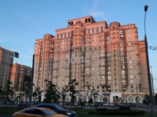 Аренда торгового помещения 128 м²