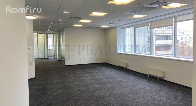 Аренда офиса 661 м², улица Двинцев - фото 1