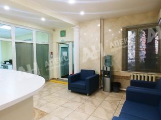 Аренда помещения свободного назначения 528 м²