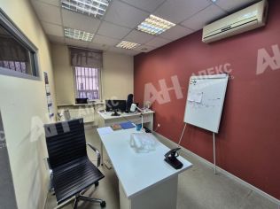 Аренда помещения свободного назначения 332 м²