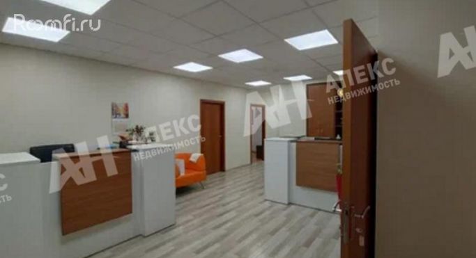 Продажа помещения свободного назначения 668 м², Ломоносовский проспект - фото 1