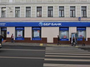 Аренда торгового помещения 273 м²