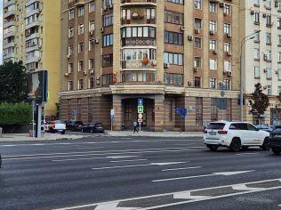 Аренда помещения свободного назначения 692 м²