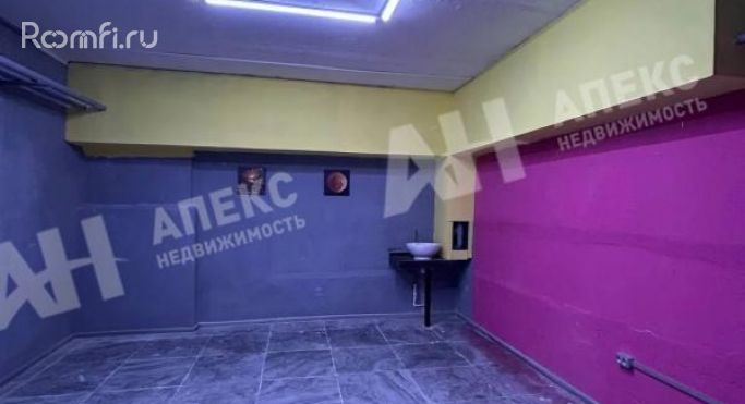 Продажа помещения свободного назначения 300 м², Лобненская улица - фото 2