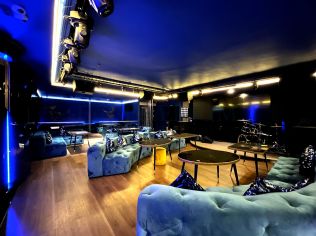 Продажа помещения свободного назначения 1210 м²