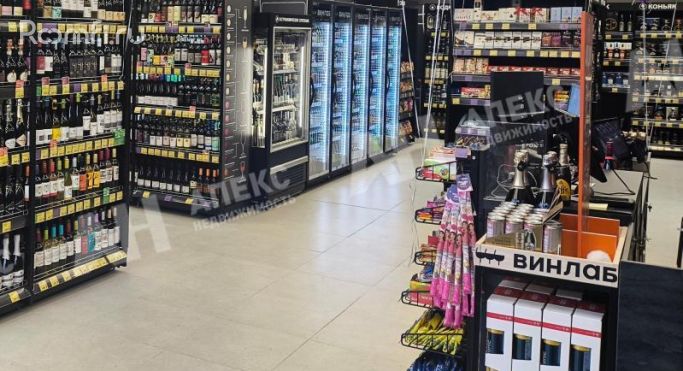 Продажа торгового помещения 128 м², Лобненская улица - фото 1