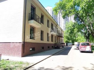 Аренда помещения свободного назначения 1556 м²