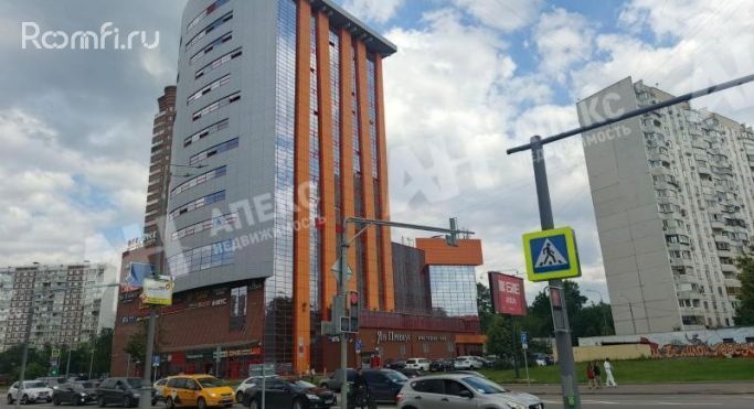 Аренда помещения свободного назначения 348 м², Снежная улица - фото 1