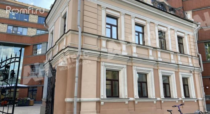 Аренда офиса 246 м², Средний Овчинниковский переулок - фото 1