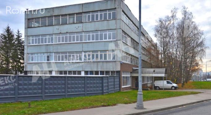 Продажа производственного помещения 4940 м², Дорожная улица - фото 1