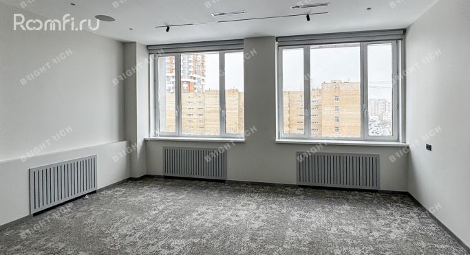 Аренда офиса 3900 м², Звенигородское шоссе - фото 1