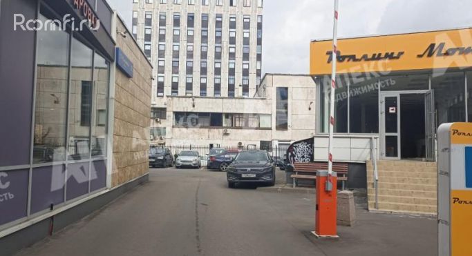 Аренда торгового помещения 1100 м², улица Стромынка - фото 1