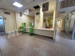 Аренда помещения свободного назначения 182 м²