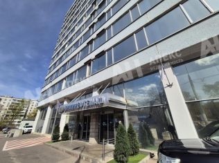 Аренда помещения свободного назначения 954 м²