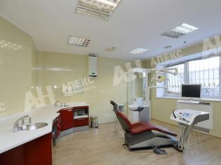 Аренда помещения свободного назначения 180 м²