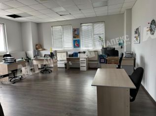 Аренда производственного помещения 711 м²