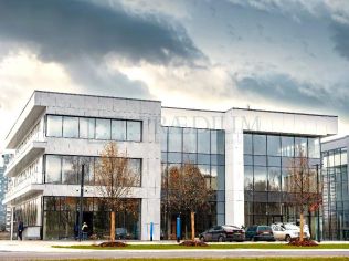 Аренда помещения свободного назначения 182 м²