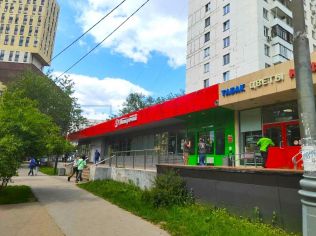 Продажа торгового помещения 484 м²