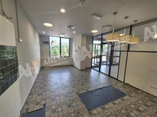 Аренда помещения свободного назначения 765 м²