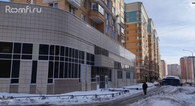 Аренда торгового помещения 1177 м², 6-я Радиальная улица - фото 1