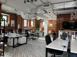 Аренда помещения свободного назначения 196 м²