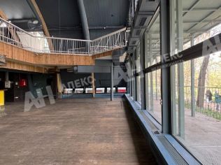 Аренда помещения свободного назначения 732 м²