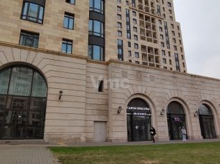 Аренда торгового помещения 302 м²
