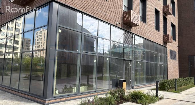 Продажа торгового помещения 91 м², Большая Почтовая улица - фото 1