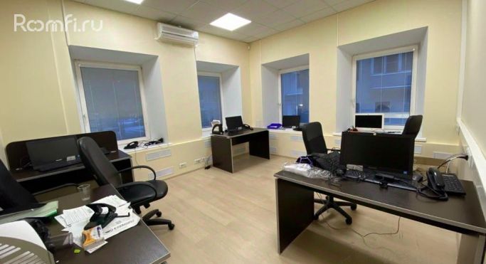 Продажа помещения свободного назначения 477 м², Краснопрудная улица - фото 2