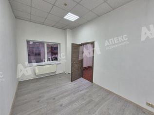 Аренда помещения свободного назначения 233 м²