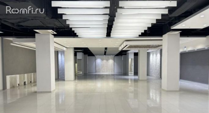 Аренда помещения свободного назначения 656 м², Поречная улица - фото 1