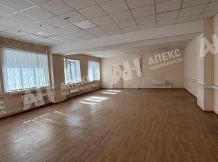 Аренда помещения свободного назначения 440 м²