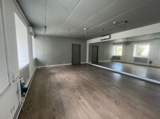 Аренда помещения свободного назначения 310 м²