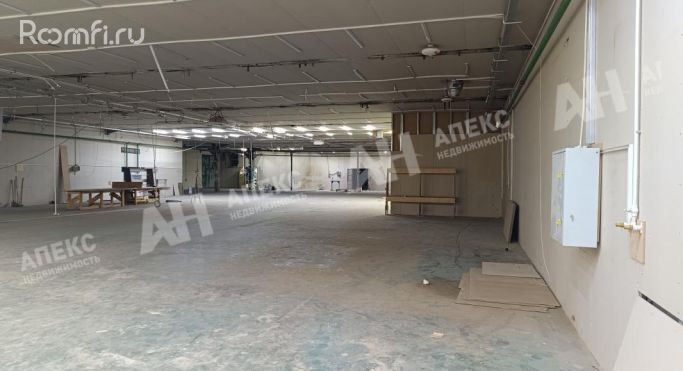 Аренда производственного помещения 1500 м², Автомобильный проезд - фото 3